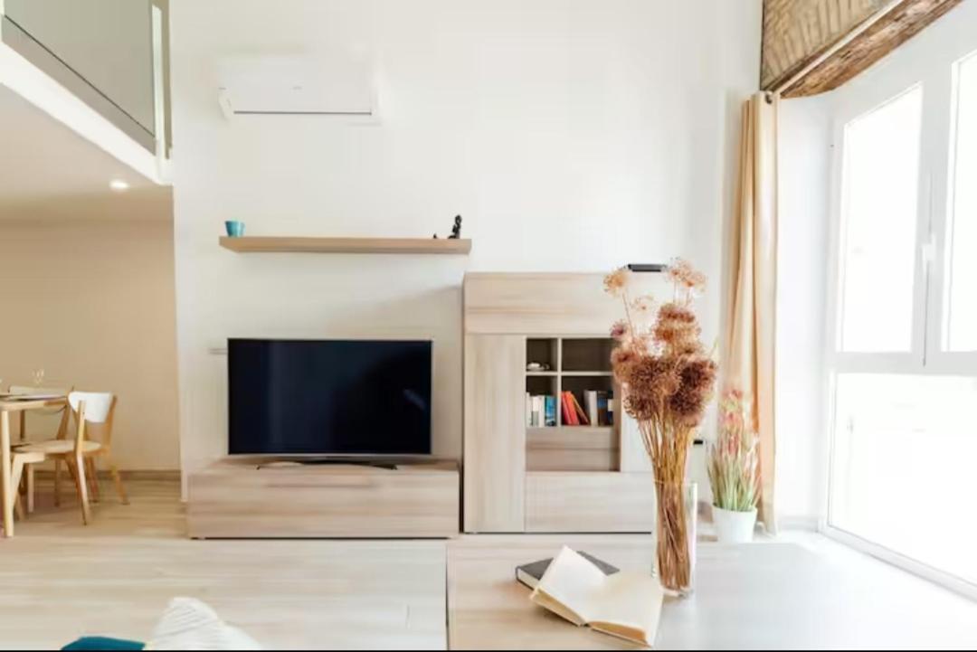 Appartement Refugio Vanguardista En Calle Feria Sevilla